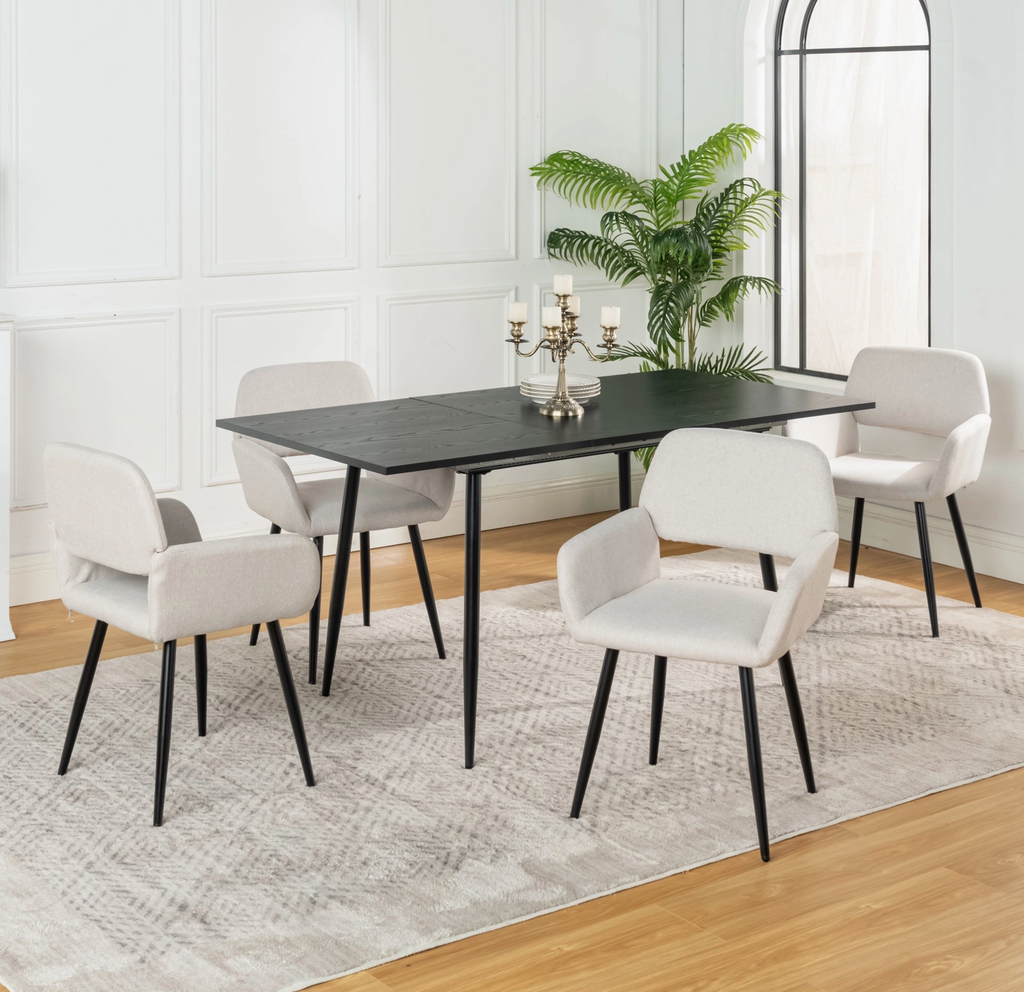 Le Quatuor Mayfair — Ensemble de 4 Fauteuils de Table en Tissu Beige & Piétement Noir Mat